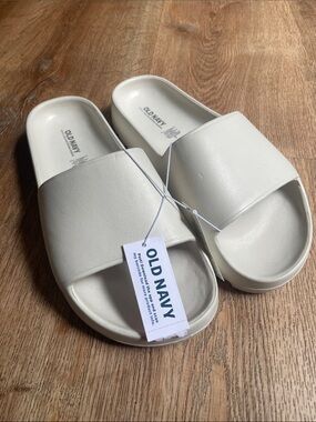 Old Navy Off-White Cushioned Slide Sandals